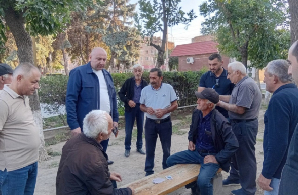 Էջմիածնում շարունակվում է «Մայր Հայաստան»-ի ակցիան (տեսանյութ, լուսանկար)